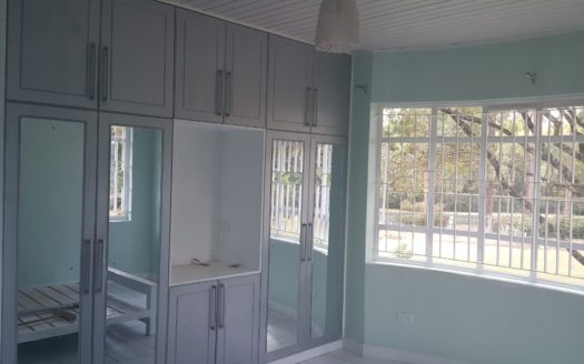 3 Bedroom 150 sq mtrs in Karen